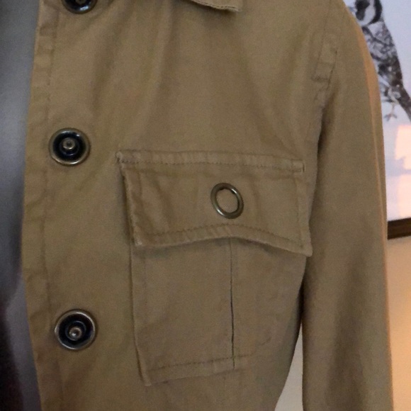 Tan jacket with pockets - Picture 2 of 3